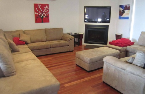 Inverloch House | Iconic Apartment in the Heart of Inverloch