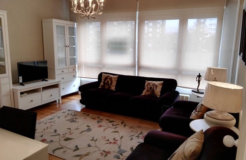 Algorta Apartment | Ideal families. Wifi, bus at the door, area without OTA, beach nearby