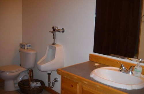 Georgetown House | Ideal for a family! Close to Denver, lots of outdoor activity nearby.