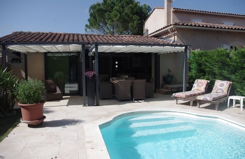 Molleges House | Ideal for couples, maisonette with private pool