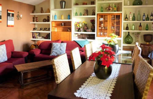 Alcover Cottage | Ideal for families and groups near the sea and the mountains.