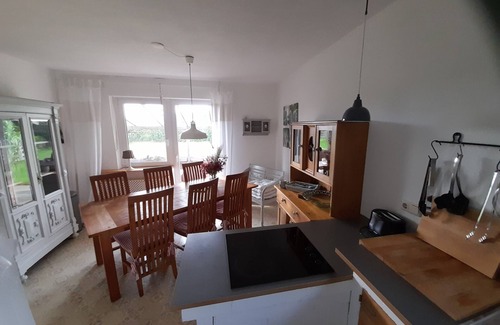 Velen House | Ideal for families and Groups up to 9 people + cot