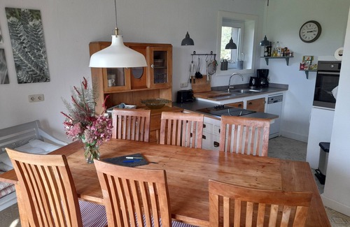 Velen House | Ideal for families and Groups up to 9 people + cot