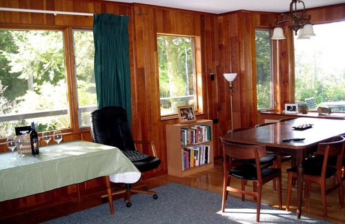 Intervale House | Ideal location: 5min. to Cranmore Adventure, 10 to Storyland, 15 min. to Outlets