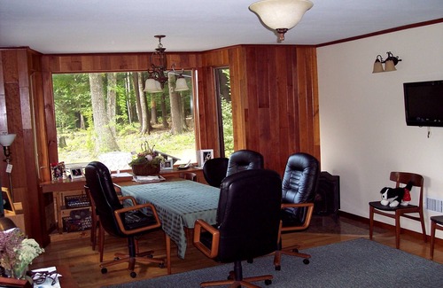 Intervale House | Ideal location: 5min. to Cranmore Adventure, 10 to Storyland, 15 min. to Outlets