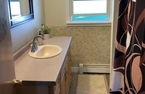 Grand Rapids House | Ideal location