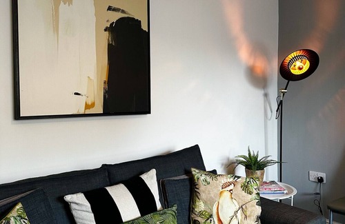 Wigan Apartment | Ideal Wigan Base: 1BR for Cosy Stays