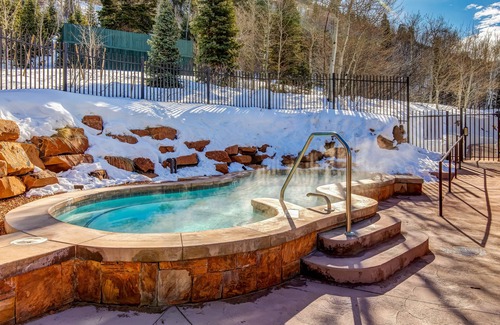 Deer Valley Apartment | Ideally located, quiet, luxurious Deer Valley hotel-style room