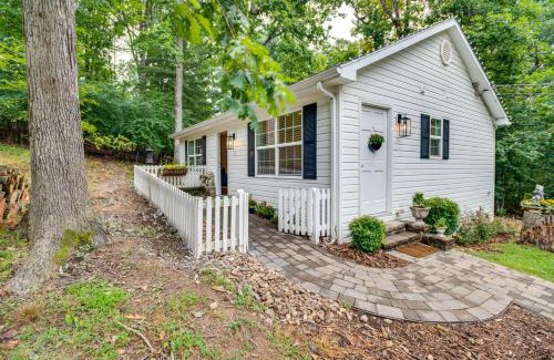 Cave Spring Apartment | Idyllic Cave Spring Studio with Patio and Fire Pit!