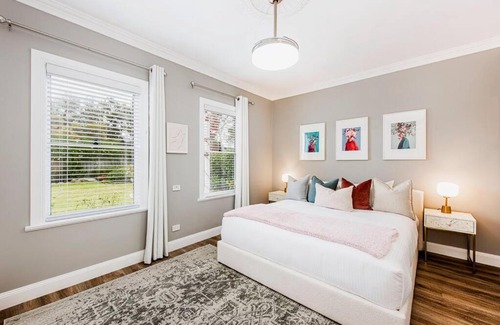 Central Mudgee House | Idyllic Country Cottage Escape at The Secret Garden