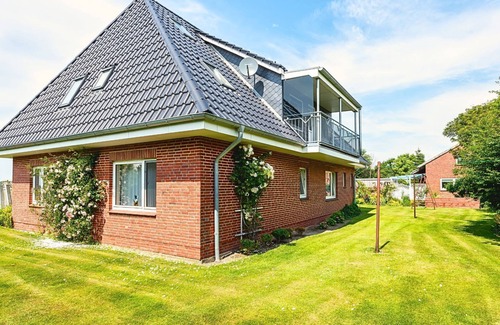 Midlum Apartment | Idyllic family vacation at Ferienhof Bruhn with numerous leisure activities