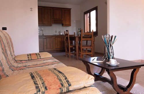 Sos Alinos Apartment | Idyllic Residence Cala Viola 2 Bedroom sleeps num1381