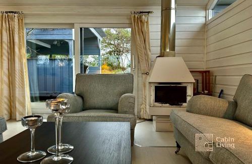 Lillesand House | Idyllic Sea Cottage on Justøya Island, Lillesand
