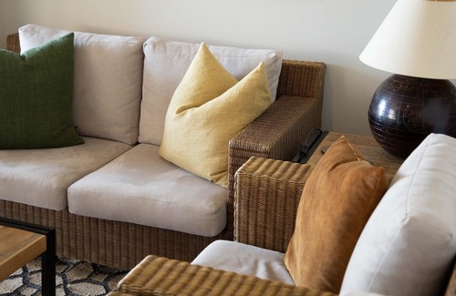 Tutukaka Apartment | Idyllic, secluded vineyard property perched above Waiparore Cove