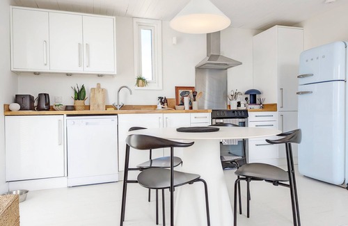 Emsworth Apartment | Idyllic spot in Emsworth sailing village.