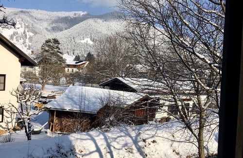 Oberammergau House | Idyllic vacation home with garden directly in Oberammergau