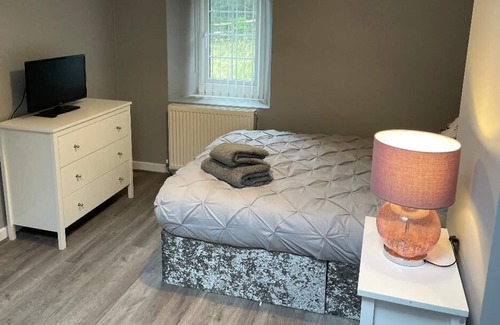 Newcastle Emlyn Cottage | idyllic welsh cottage with wood burner for cosy nights