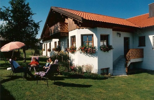 Wegscheid Apartment | Idyllisch gelegene 40 qm Dachgeschoss Wohnung