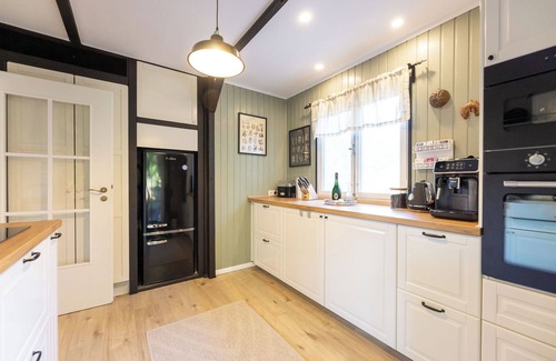 Munchsteinach Cabin | Idyllisches Hideaway mit Sauna & Großer Terrasse Ideal für Paare