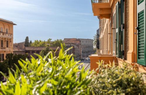 Monti Apartment | iFlat Delightful apartment view colosseum