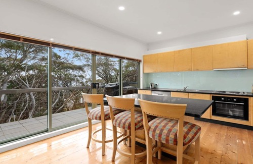 Mount Buller Ski Chalet | Igloo 4