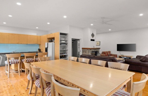 Mount Buller Ski Chalet | Igloo 4