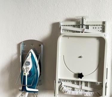 Hochemmerich Apartment | IGO Apartment 2 Schlafenzimmer mit Waschmaschine Trockner Haustier Rheinufer 5min Netflix Disney plus 17-6