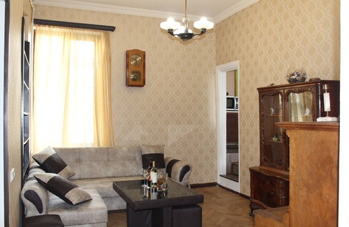 Avlabari Apartment | IGWT House in the Heart of Tbilisi