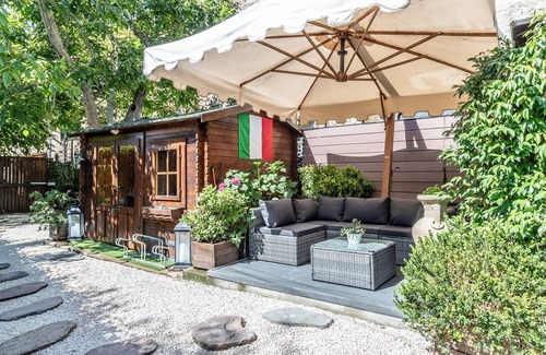 Acqua Loreto Villa | Il Borgo di Torreluca B&B
