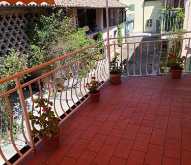 Montebello della Battaglia House | Il labirinto di Karma