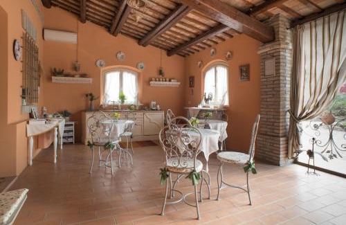 Poggio Berni Bed & Breakfast | Il Poggianino