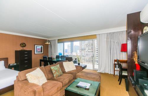 Waikiki Apartment | Ilikai Tower 2121 City View 1BR