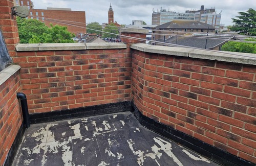 East Ham Apartment | Immaculate 2-Bed Apartment in London