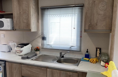 Llanasa Cabin | Immaculate 3 bedroom caravan in Presthaven