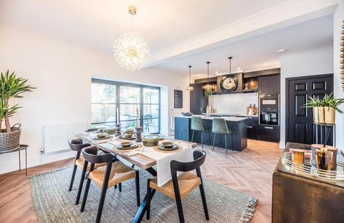 Halesworth House | Immaculate 4 bedroom house in Halesworth