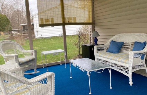 North Adams House | Immaculate Berkshires home! Close to museums, colleges, and outdoor activities.