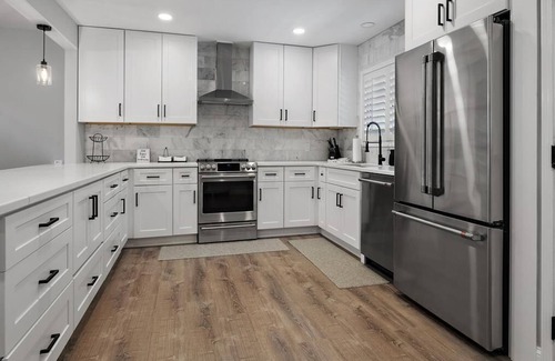 Palm Valley Condo | Immaculate Condo steps from TPC Sawgrass