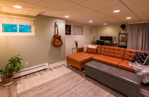 Bergenfield Apartment | Immaculate Newly Renovated 1 Bedroom Apt Near NYC