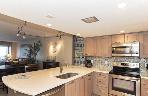 Indian Rocks Beach Condo | Immaculate Upscale Classy - Just Remodeled Direct Gulf Front 2BR/BA Paradise