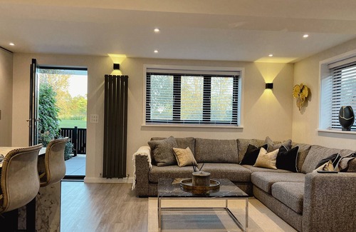 Ford Apartment | Impeccable farm Apartment in Walberton, England