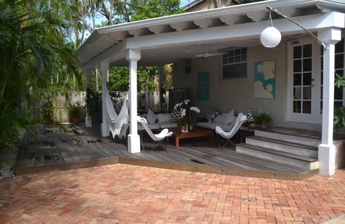 Key Biscayne House | Impeccable Spacious Home on Paradise Island. Golf, sports, beach, relax