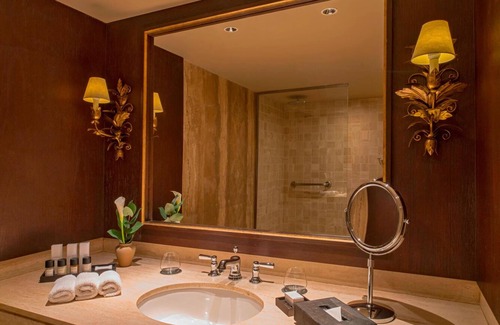 Cusco Historic Center Hotel | Imperial Jr Suite at Palacio del Inka, a Luxury Hotel—Steps to Qoricancha