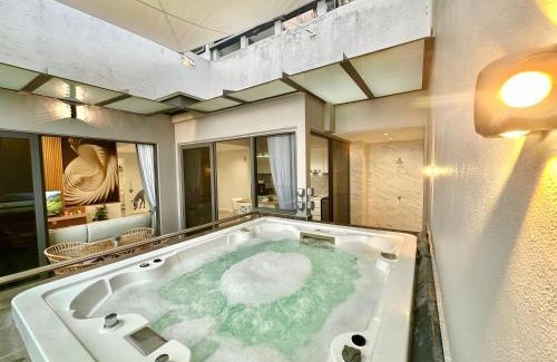 Taman Melaka Raya Apartment | Imperio Residence 2 Bedrooms Private Jacuzzi Villa by MJ Holiday