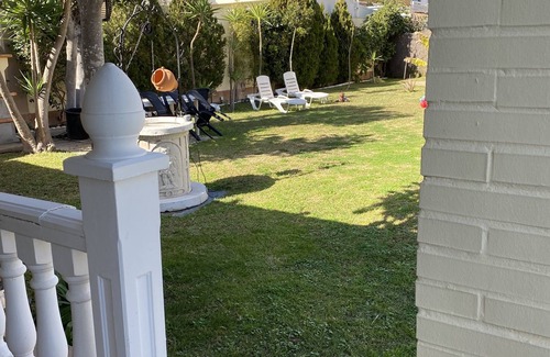 Valdelagrana Villa | Impressive Villa 500 meters from the beach