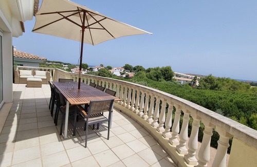 Puerto Luz Villa | Impressive Family Villa with private pool, sea views, air-con, wi-fi.