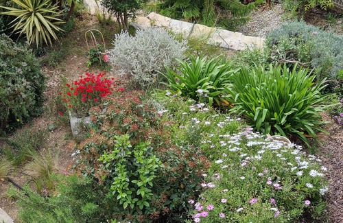 La Farlede Apartment | In a character villa, independent apartment of 65 m2