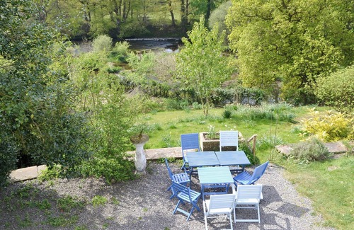 Newbridge Cottage | In a rural setting, abundant in wildlife.