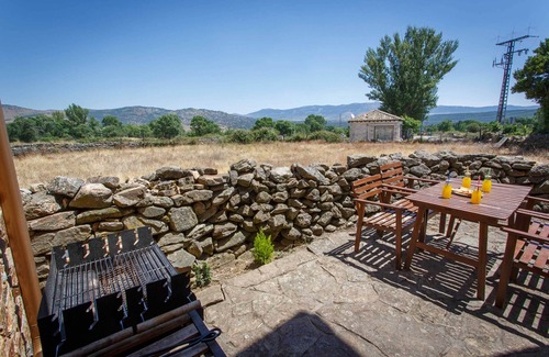 Pinuecar House | In Casa Amapola you can enjoy all the comforts of the city