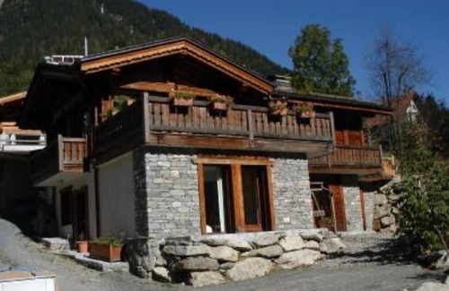 Chamonix City Centre Ski Chalet | IN CHAMONIX, LUXURY CHALET, full south, front the Mont Blanc