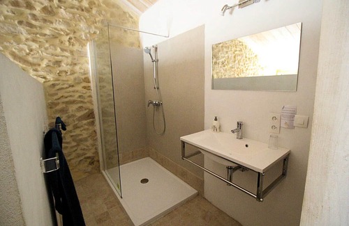 Mornas House | In Mornas, Vaucluse, well restored big landhouse with private pool